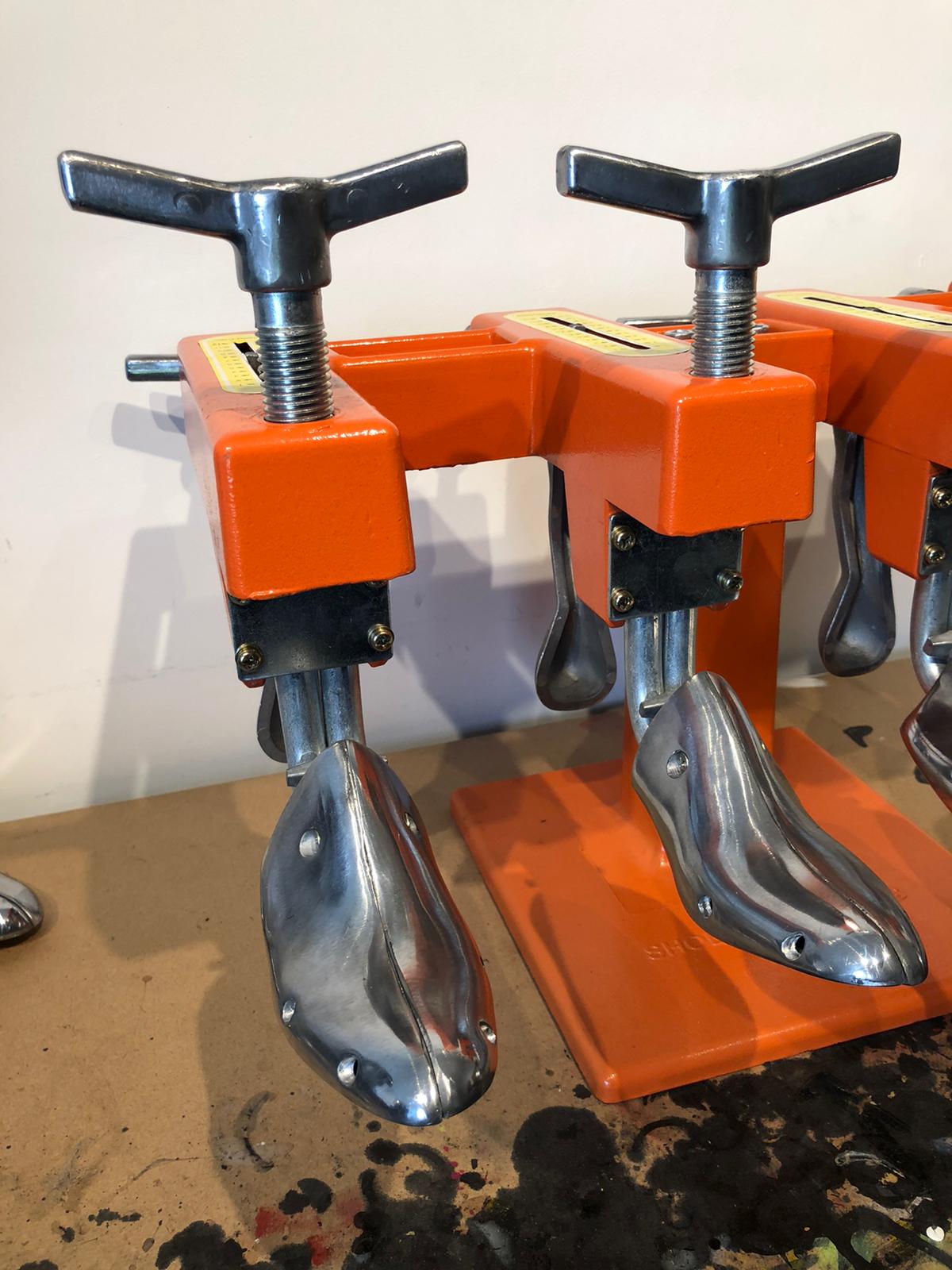 Boot Shaping Machine Boot Stretching Service (+ Free Premium Boot Shapers) - TOOTSBOOTS